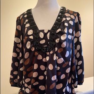 Harold’s silky dot dressy blouse